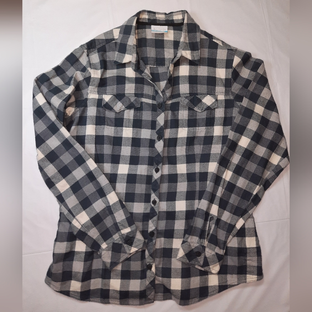Columbia | Grey Flannel Long Sleeve Button Down Shirt Size L